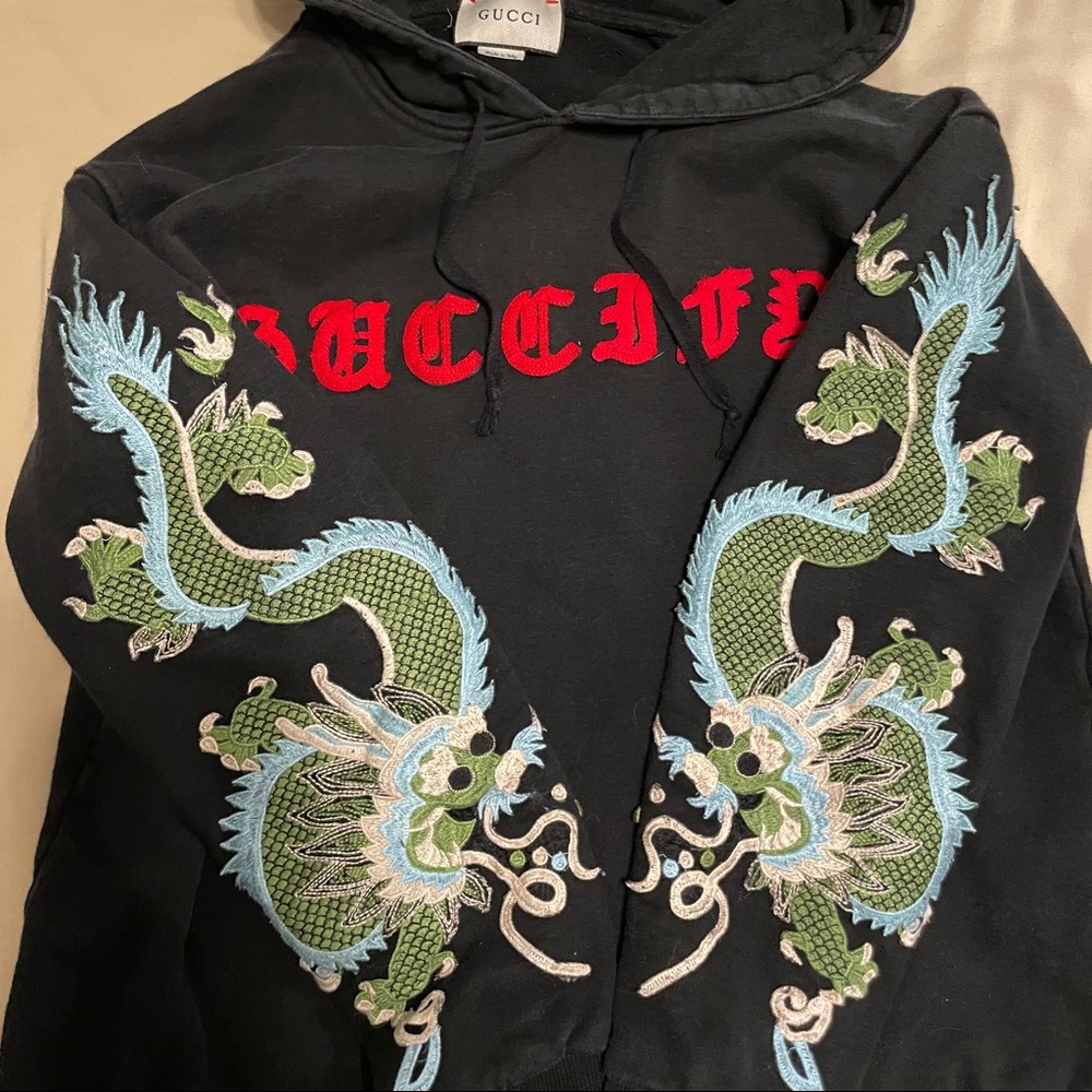 Gucci Hooded hoodie. Dragon